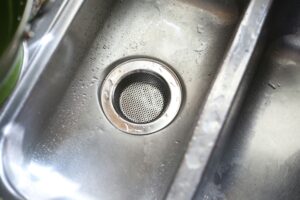 how to clean a dull kitchen sink